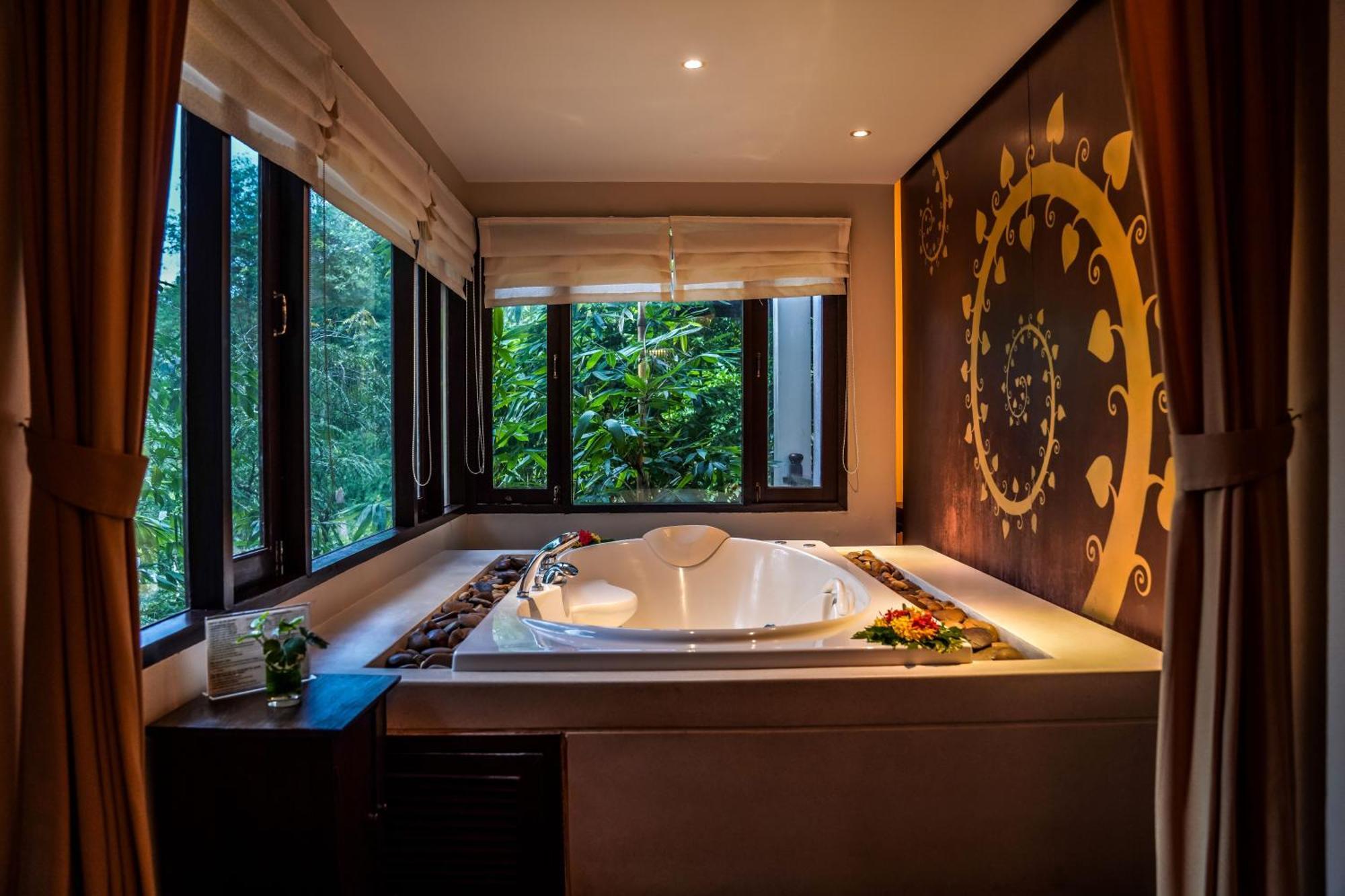 Suuko Wellness&Spa Resort Phuket Exterior foto