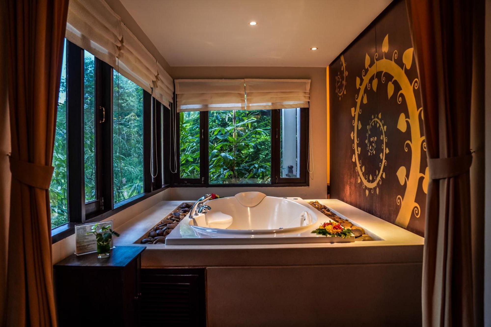 Suuko Wellness&Spa Resort Phuket Exterior foto