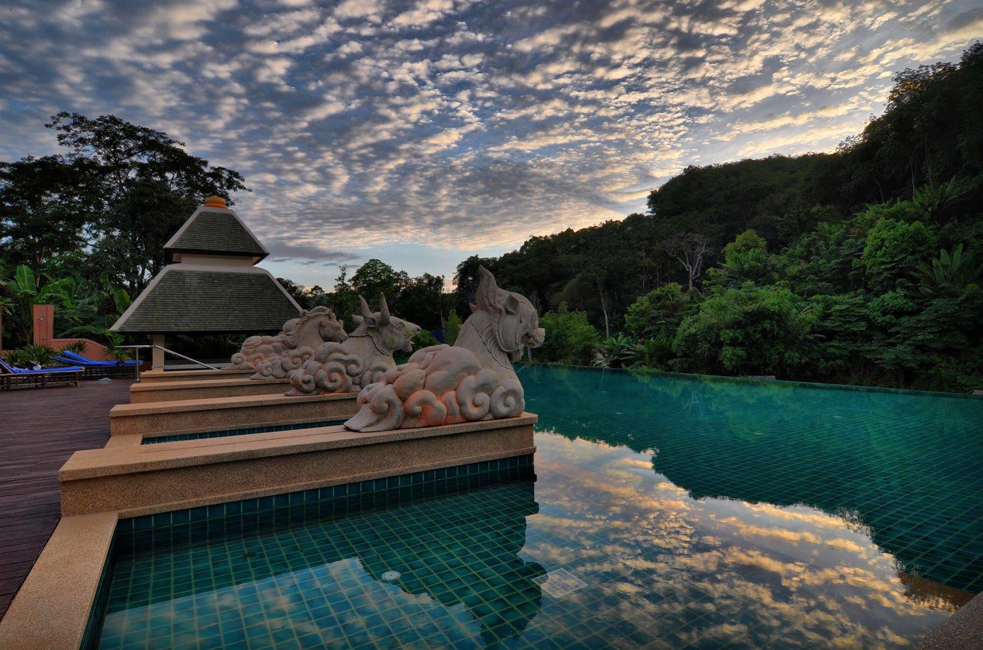 Suuko Wellness&Spa Resort Phuket Exterior foto